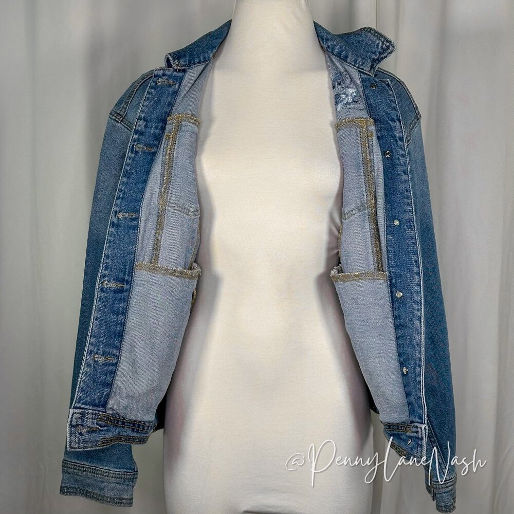 Universal Thread Embroidered Denim Jean Jacket - Picture 14 of 14